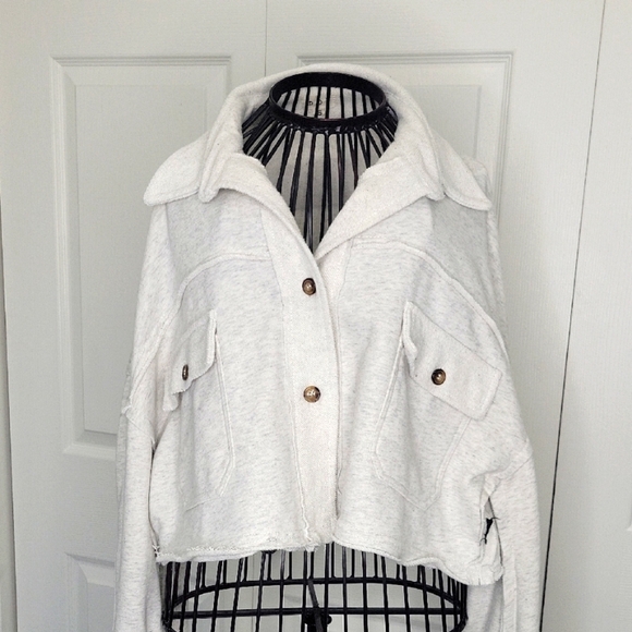 POL Women's Cream Cropped Lightweight Jacket Size Small - Picture 2 of 7